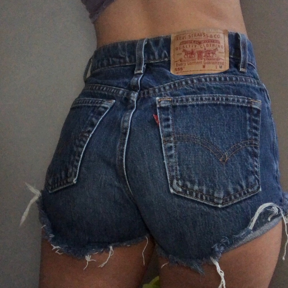 Levi’s | 555 high waisted shorts